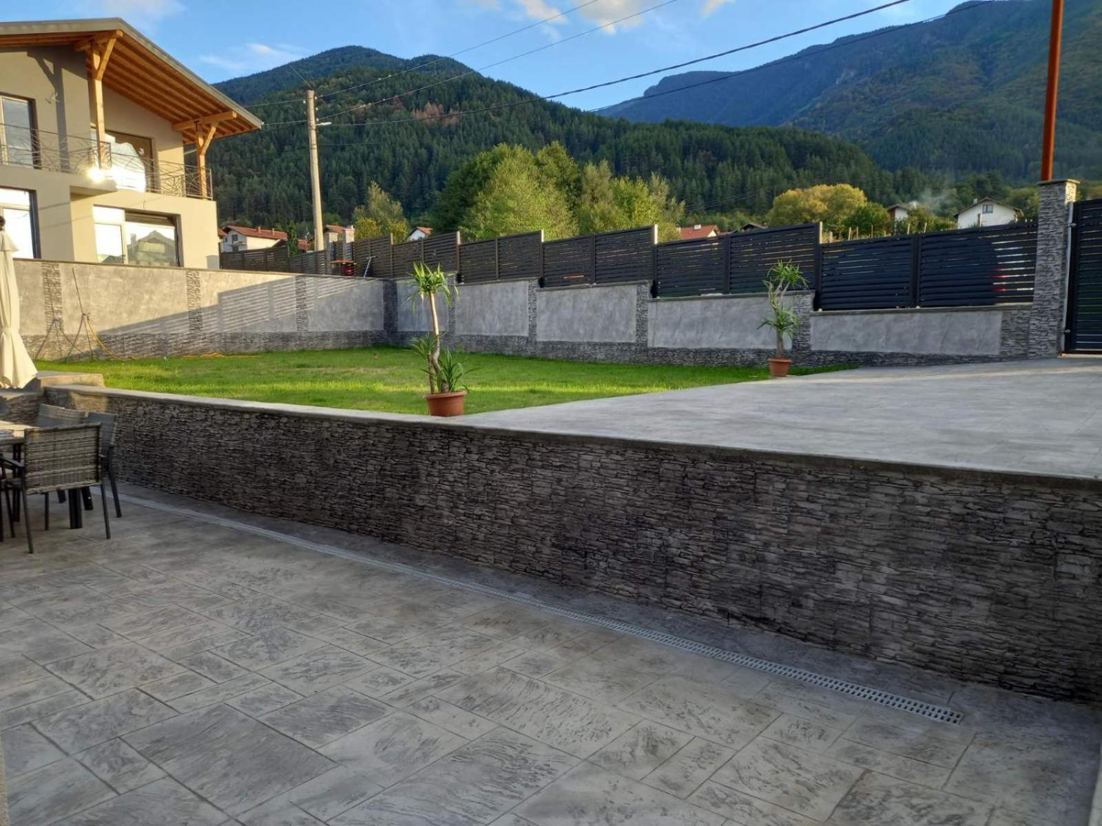 Къщи За Гости "Алитея" Sapareva Banya Exterior photo